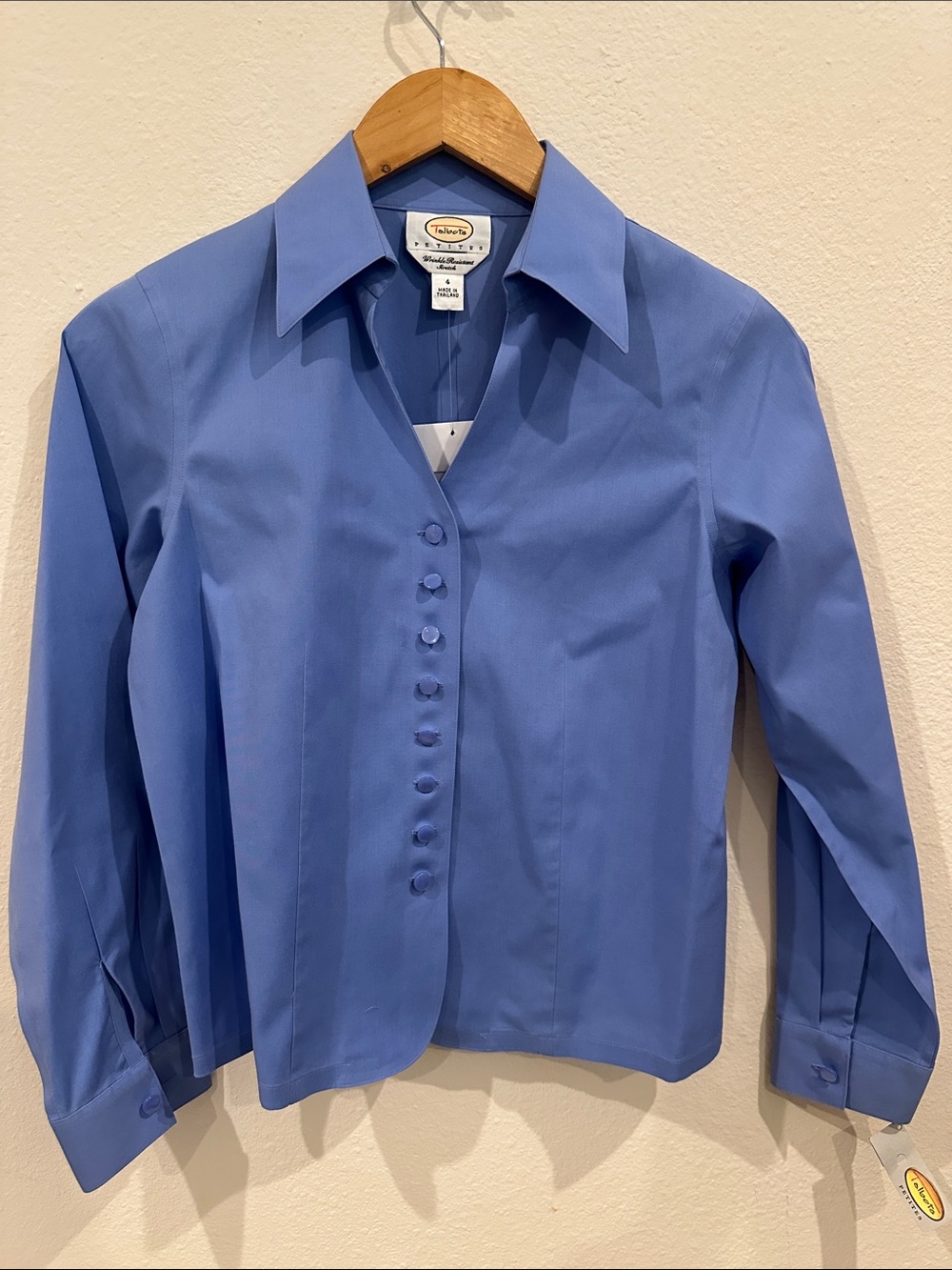 New Talbots women’s petite blue Button-Front Blouse